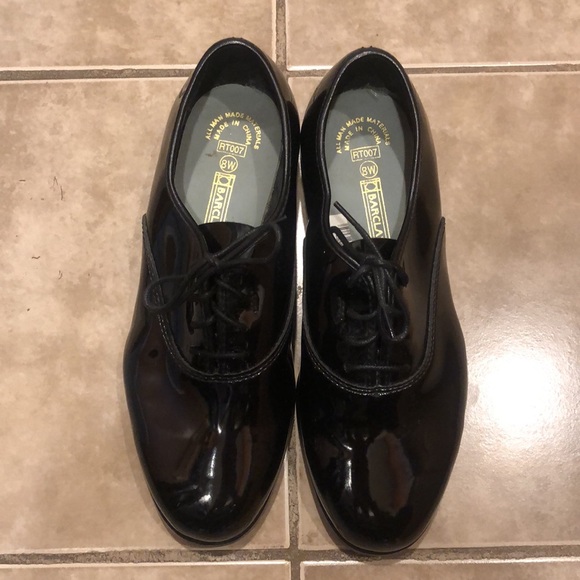 Barclay Shiny Men’s Oxford size 8W. Practically new! - Picture 11 of 16